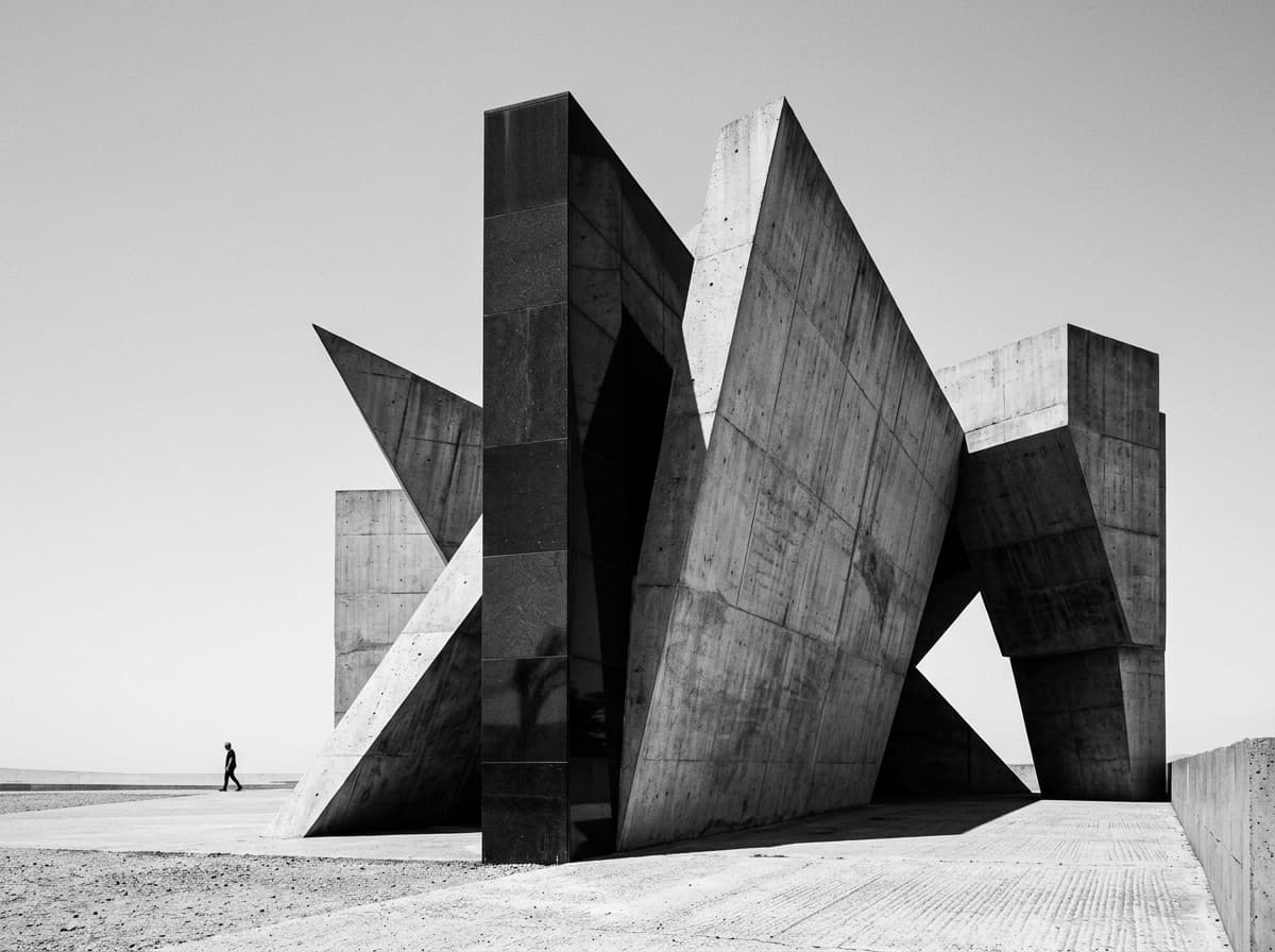 Alexons Monolithic Architecture & Engineering Ethos